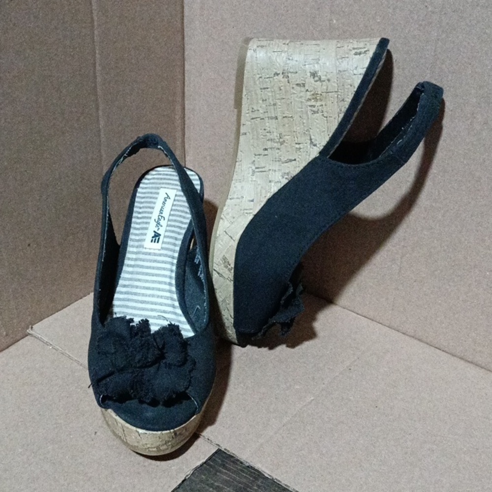 Shoes - Picture 3 of 5